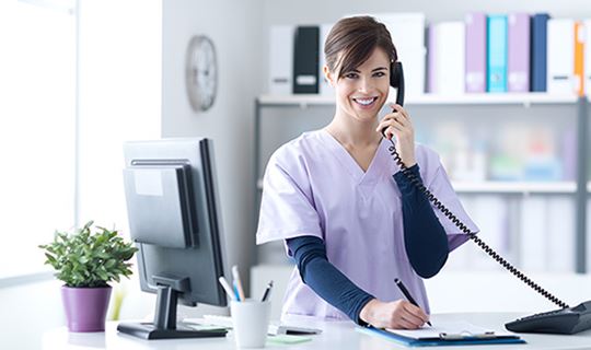 nurse-phone_CARD