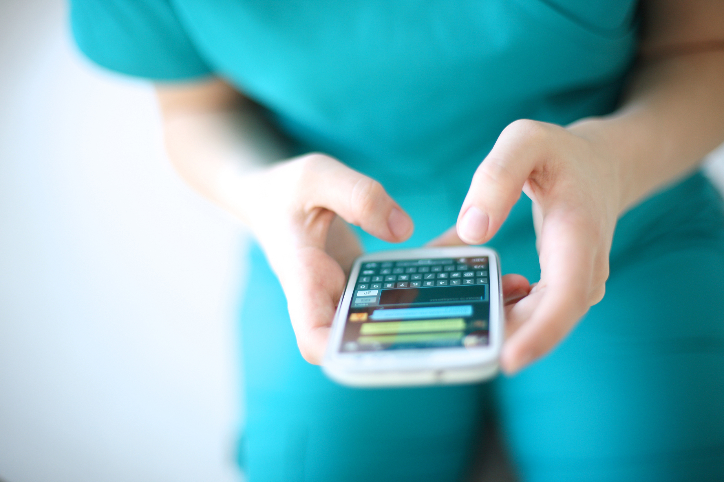 texting nurse